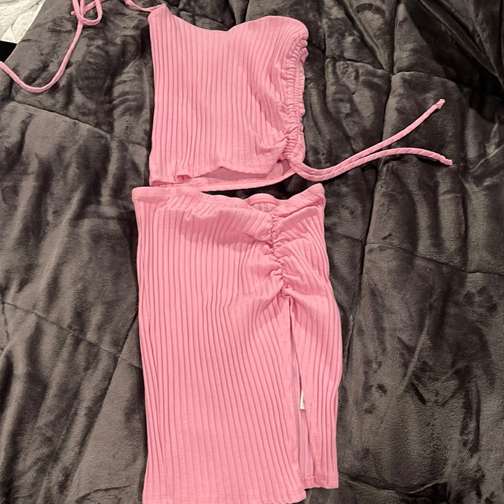 Fashion nova pink Barbie set - Picture 3 of 4